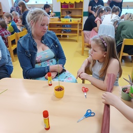 MŠ - Den maminek a jarní tvoření