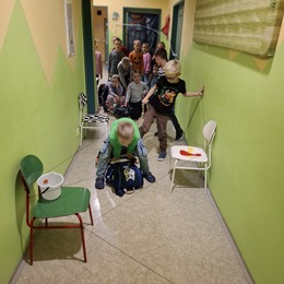 ŠD Podzim a pavoučí stezka v družině na bazéně