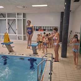 ŠD S družinou na bazéně - IV.oddělení