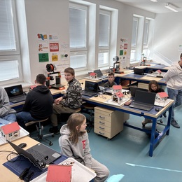 Workshopy Robofuture na naší škole v plném proudu
